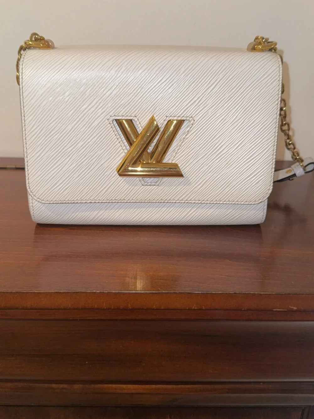 Louis Vuitton White Epi Leather Chain Shoulder Bag